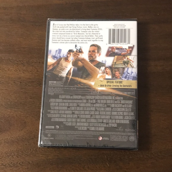 Brick Mansions DVD - Picture 2 of 2